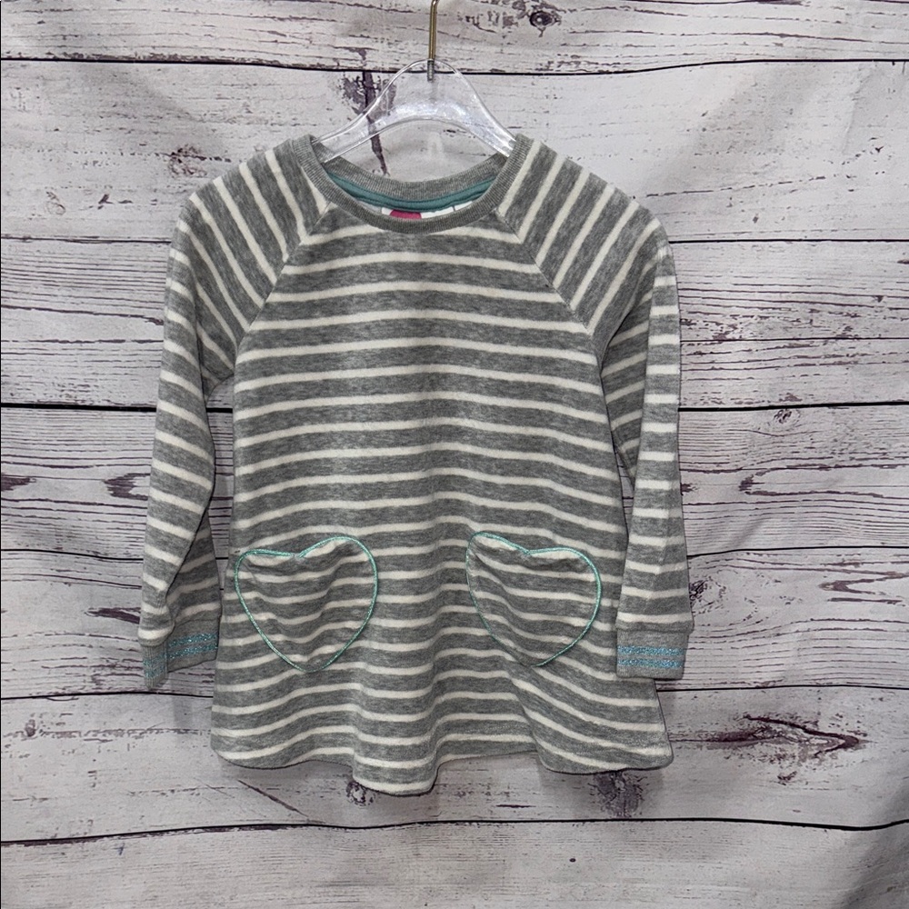 Mini Boden Gray Striped Long Sleeve with Heart Pockets Size 2-3 Years